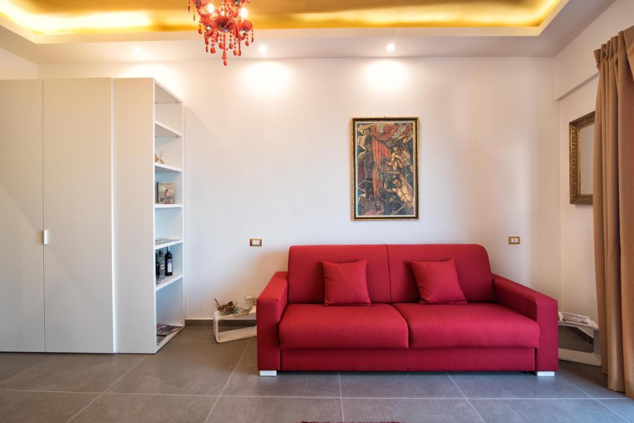 A Due Passi... Apartment Giardini Naxos Luaran gambar